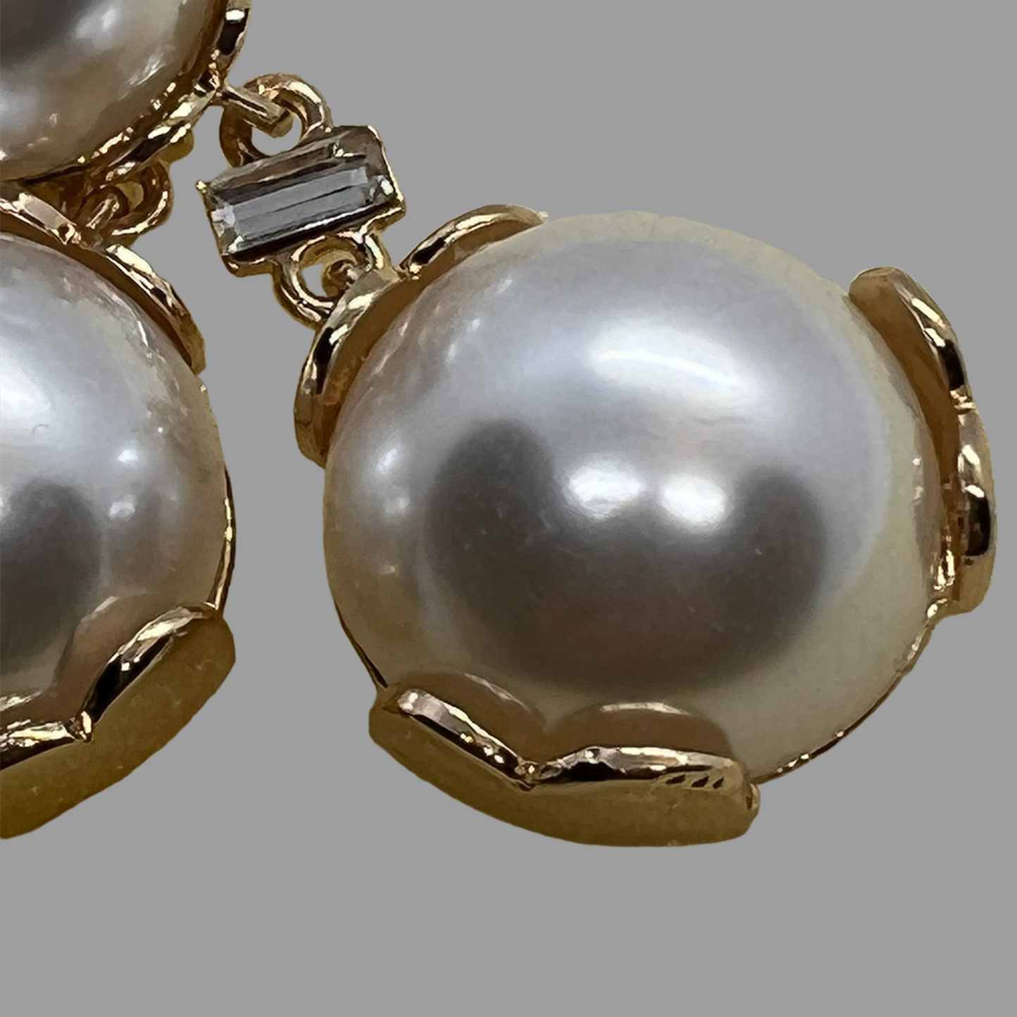 VERSAILLES Large Pearl Drop Earrings