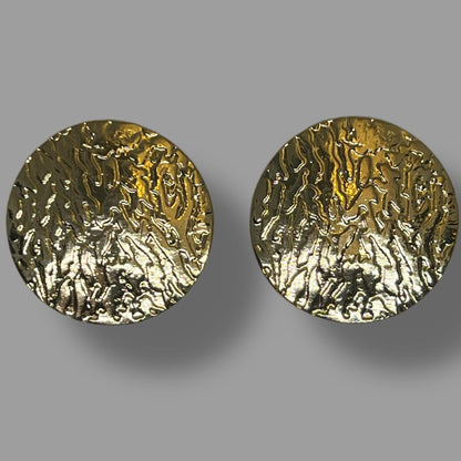 Gōld Hammered Stud Earrings