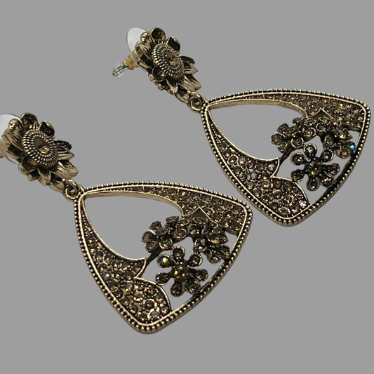 Gōld Rhinestone Floral Drop Earrings