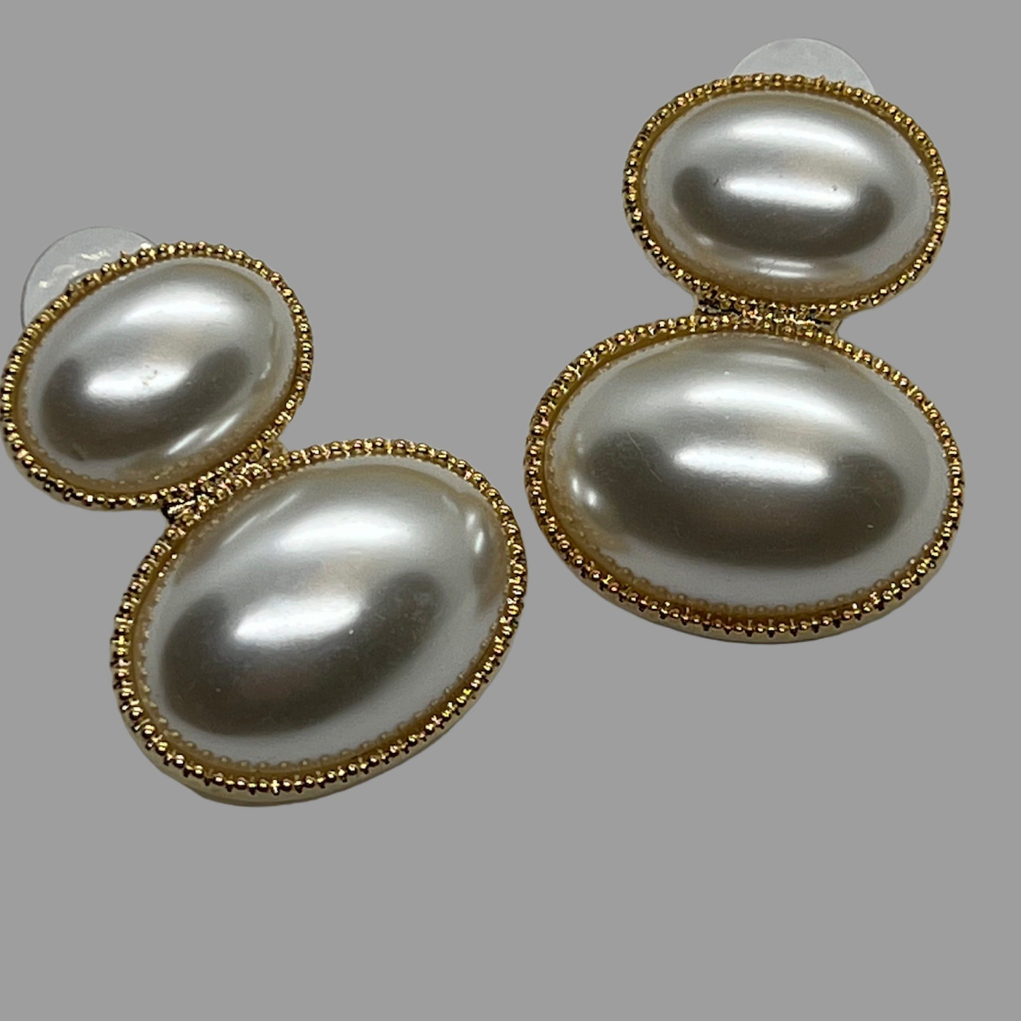 VERSAILLES Oval Pearl Drop Earrings