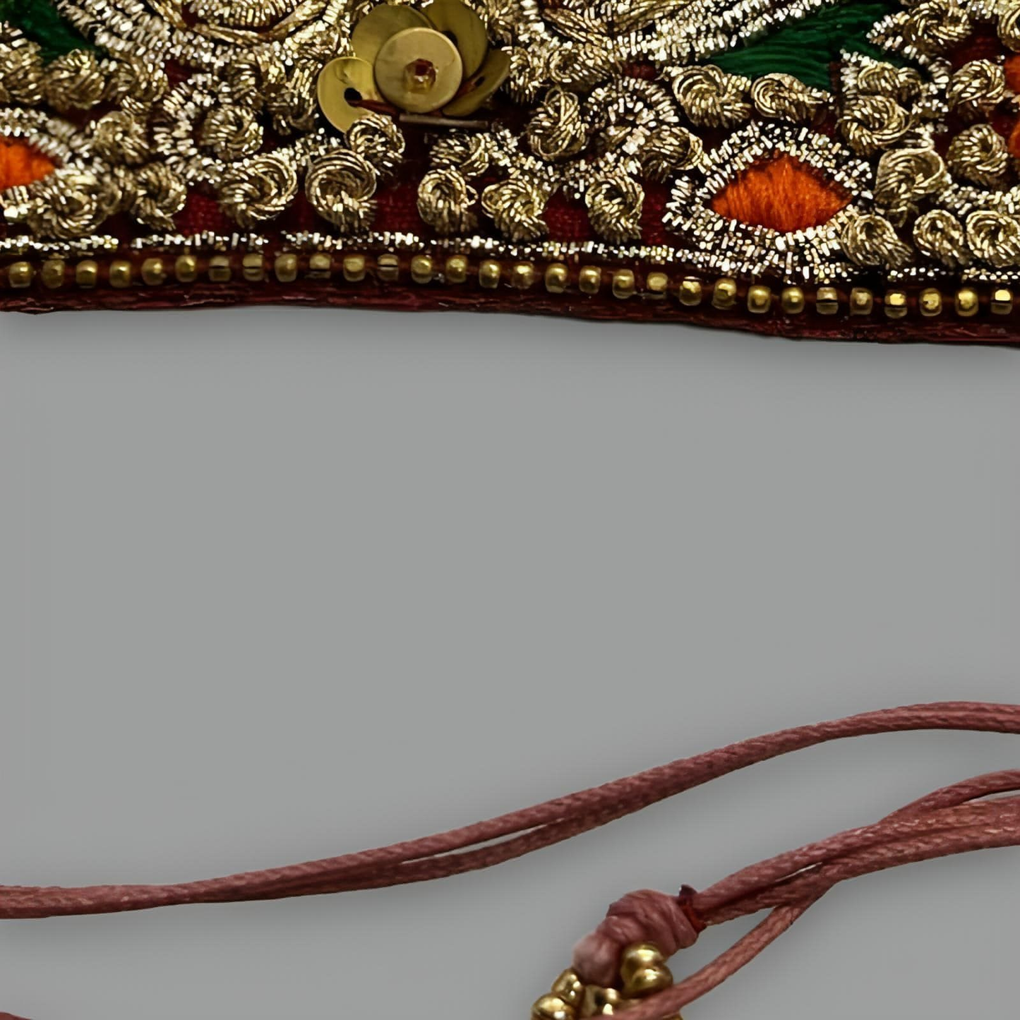 Mōgra Embroidered Zardozi Choker