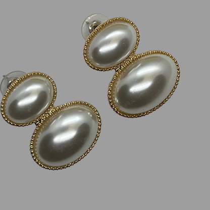 VERSAILLES Oval Pearl Drop Earrings