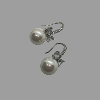 VERSAILLES Single Pearl Drop Earrings