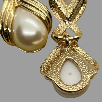 VERSAILLES Pearl Drop Earrings