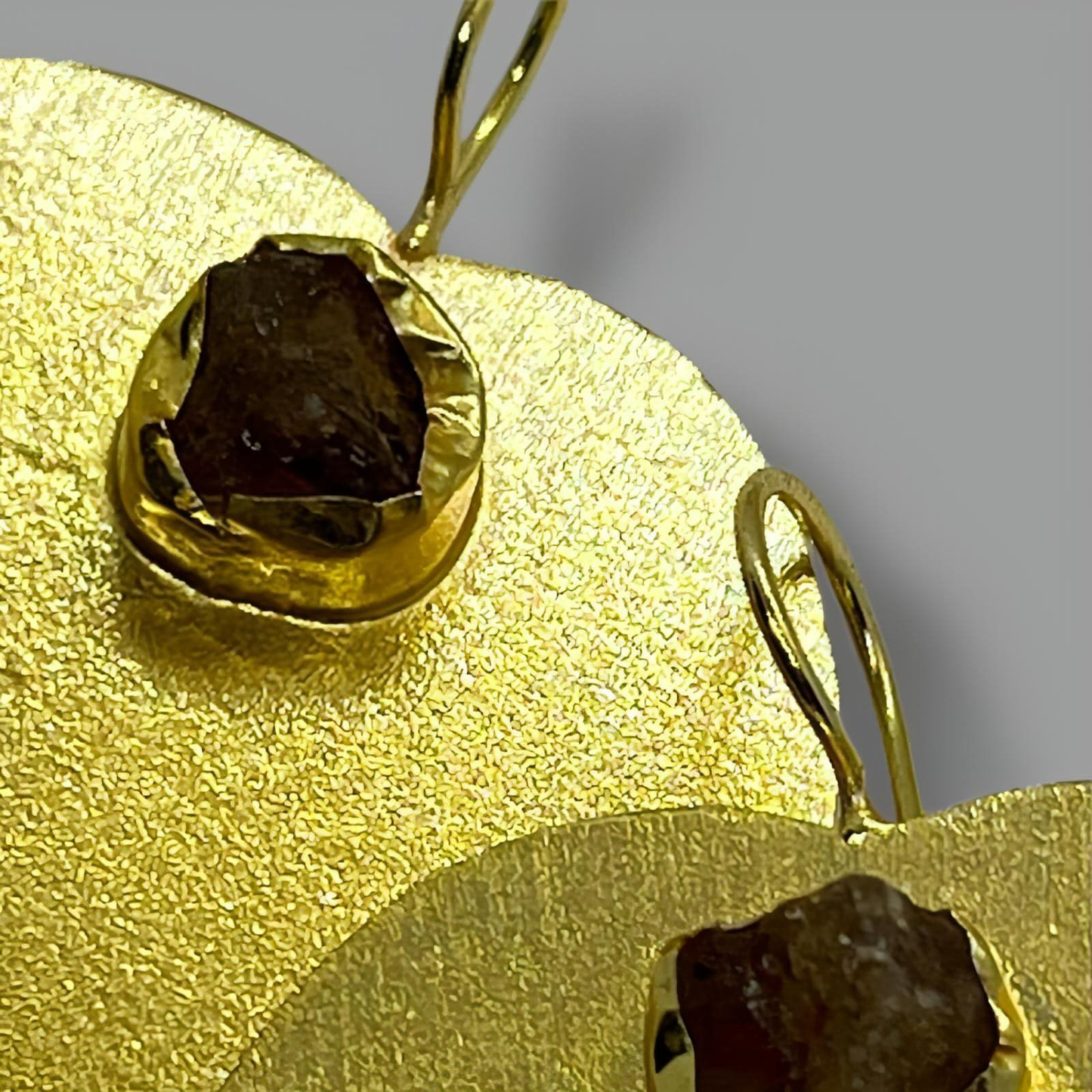 18K Gold Plated Pierres Dots Earrings