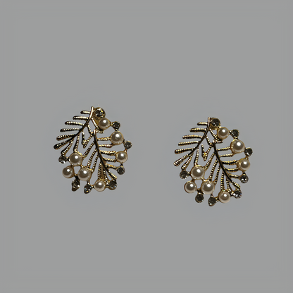 VERSAILLES Leaf Drop Earrings